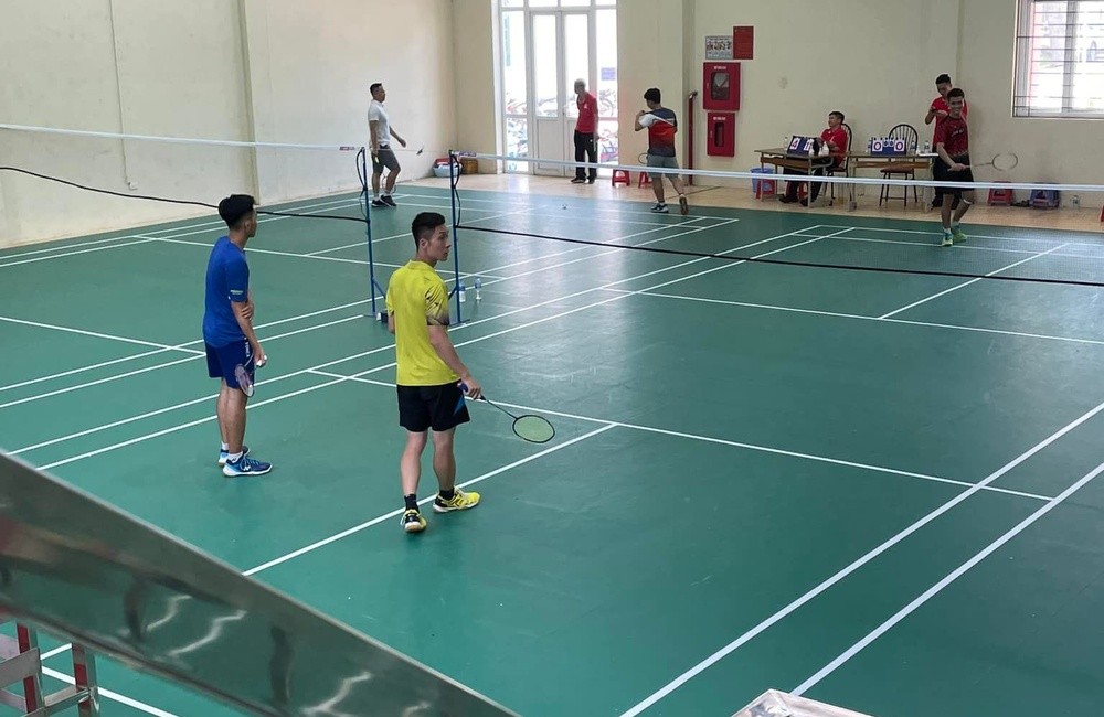 Sân cầu lông Đại học Xây Dựng với cơ sở vật chất tốt