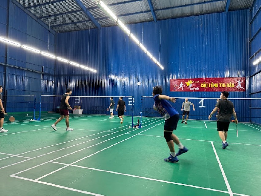 Sân Sinto Bình Thạnh được bảo quản tốt, sạch sẽ tạo điều kiện cho trận đấu và đảm bảo an toàn, trải nghiệm tích cực cho người chơi