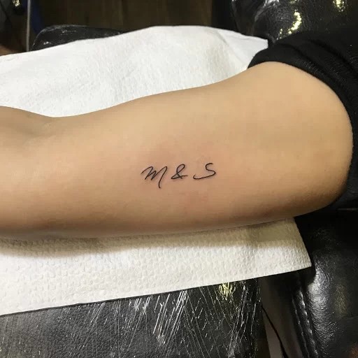 Xăm hình tên Dad and Mom