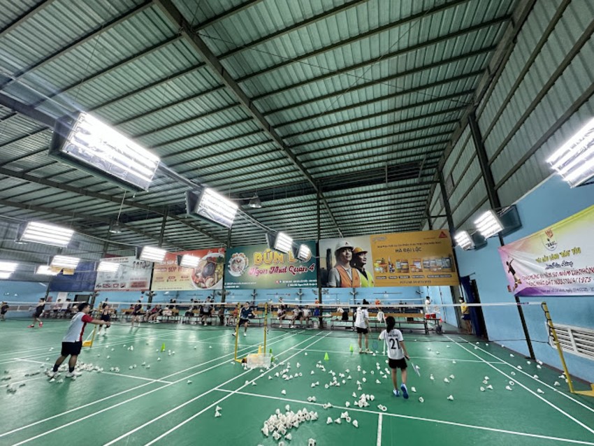 Sân cầu lông T793