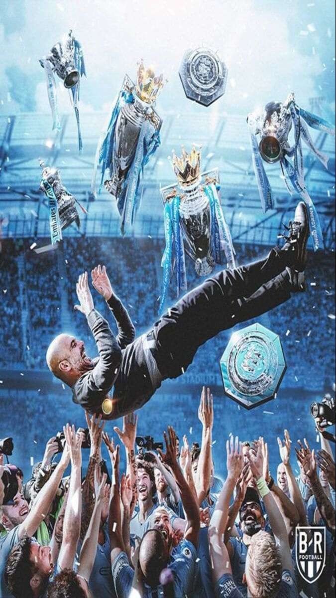 Hình ảnh một cầu thủ đang thực hiện pha cứu thua xuất thần trong vai trò thủ môn