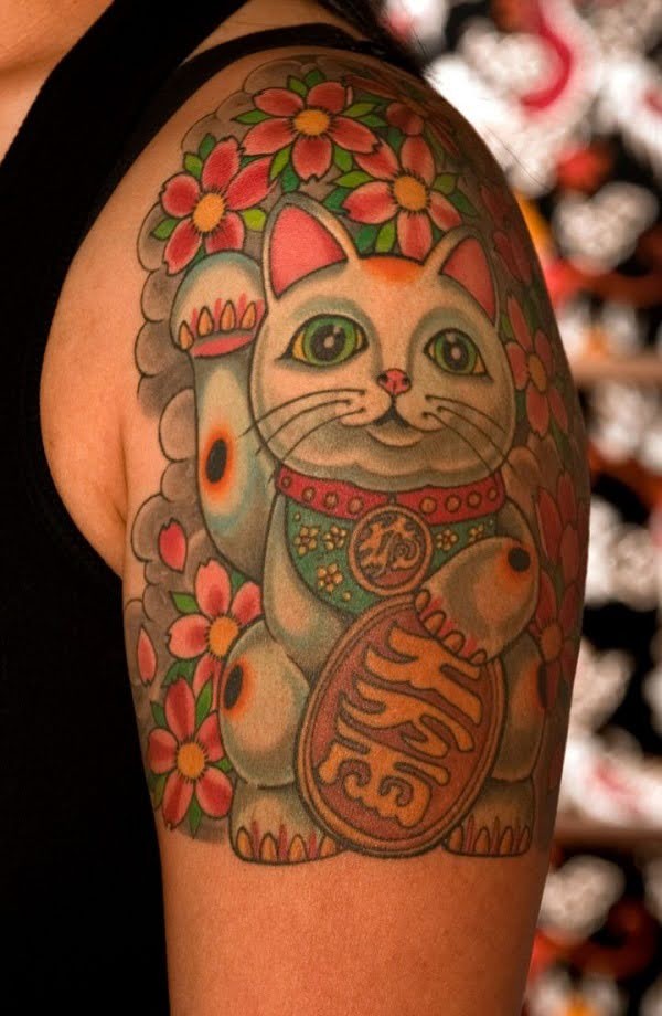 Hình xăm mèo thần tài đẹp màu hồng