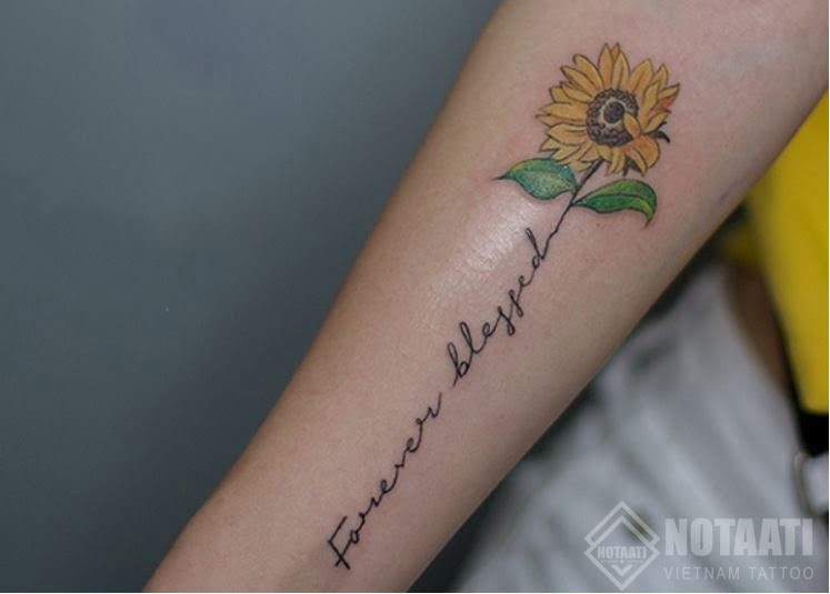 Hình xăm kết hợp chữ nổi bật