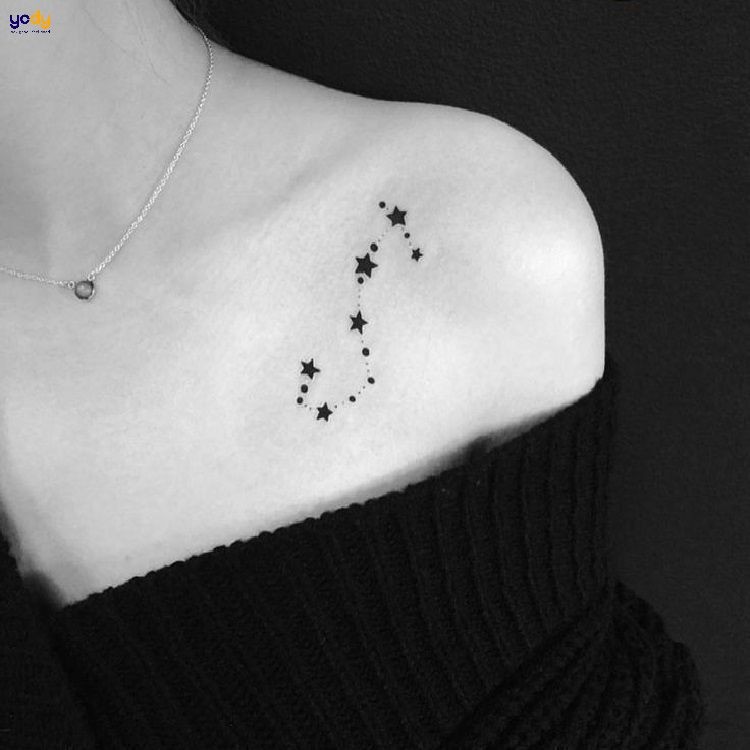 Hình xăm hoàng đạo bả vai đẹp cho nữ