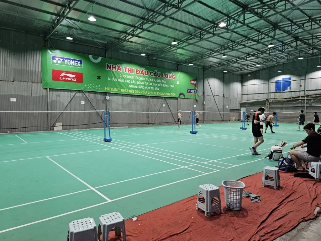 Sân cầu lông 4T BADMINTON Triều Khúc