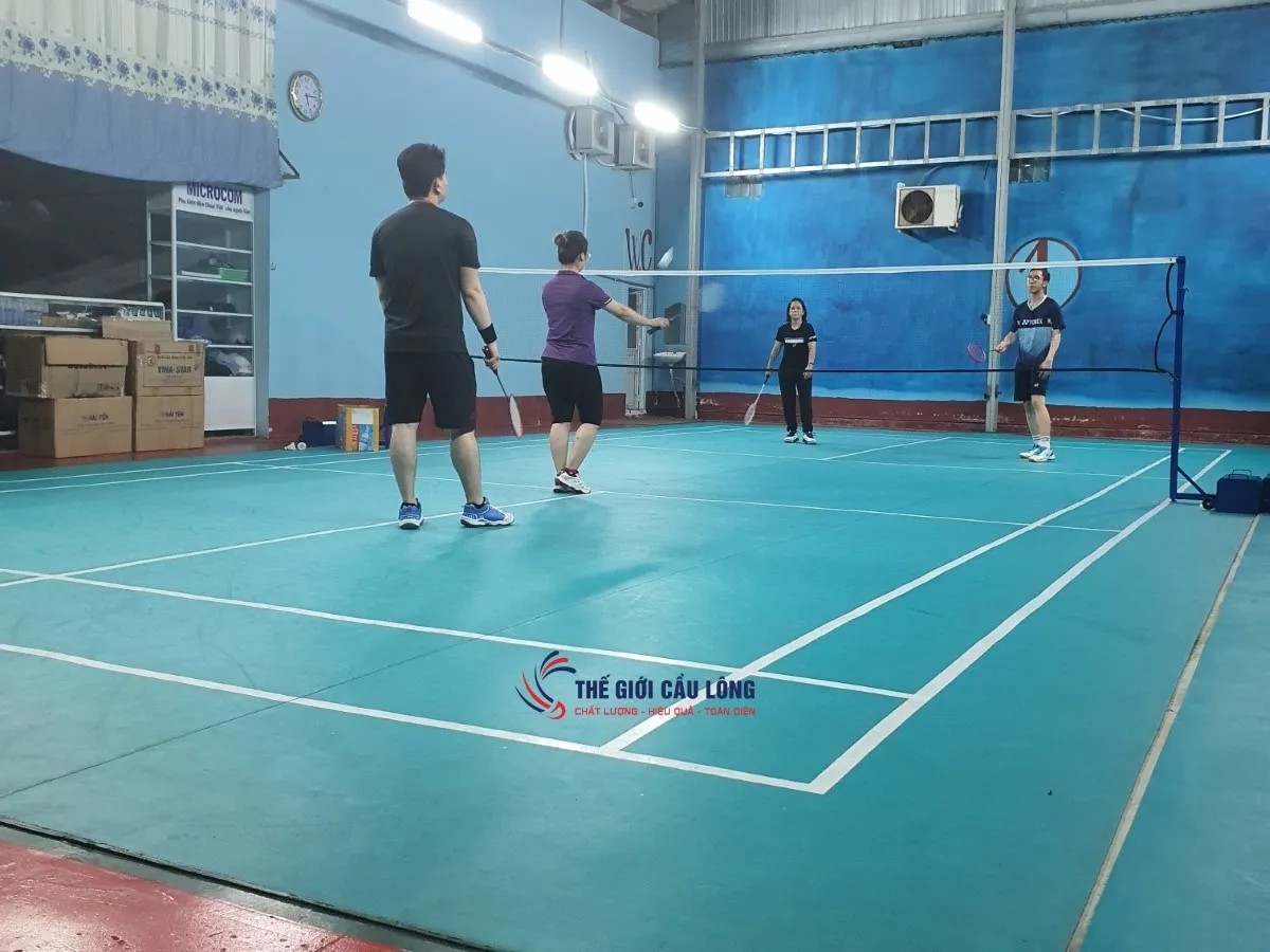 Sân cầu lông 71 Trần Phú 1