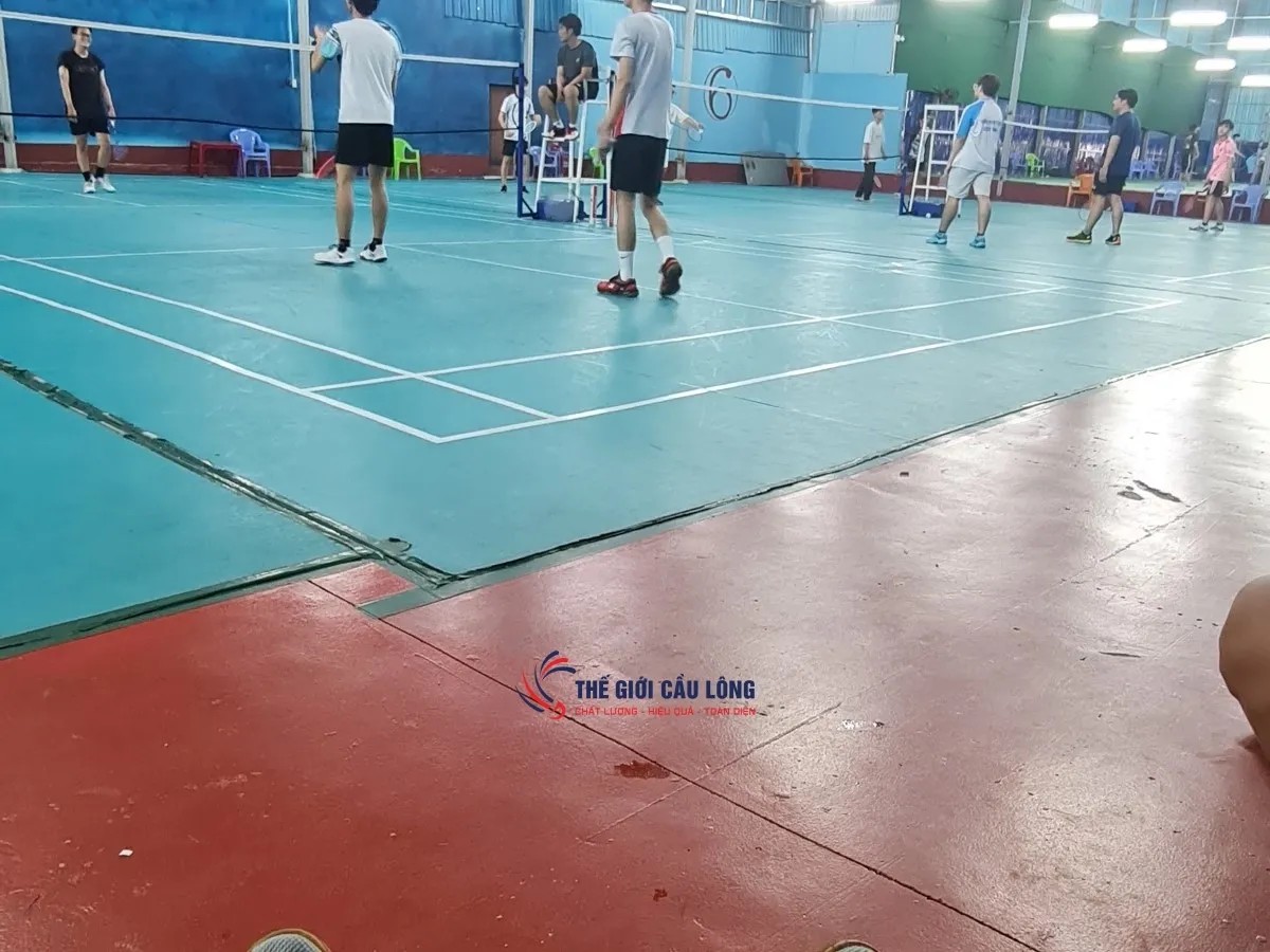 Sân cầu lông 71 Trần Phú 2