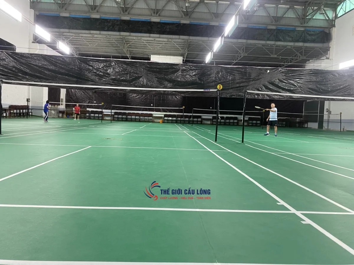 san cau long cao dang kinh te ky thuat can tho f8f6c214 1