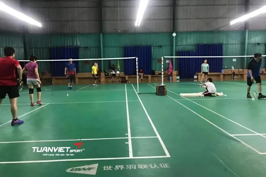 Sân cầu lông Quân Khu 7 - Sân cầu lông quận Phú Nhuận