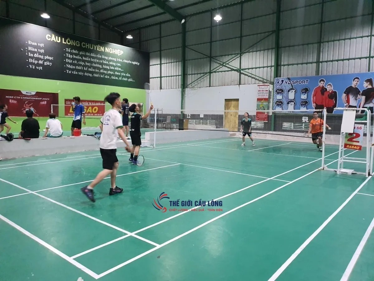 Sân cầu lông Quang Sport 5