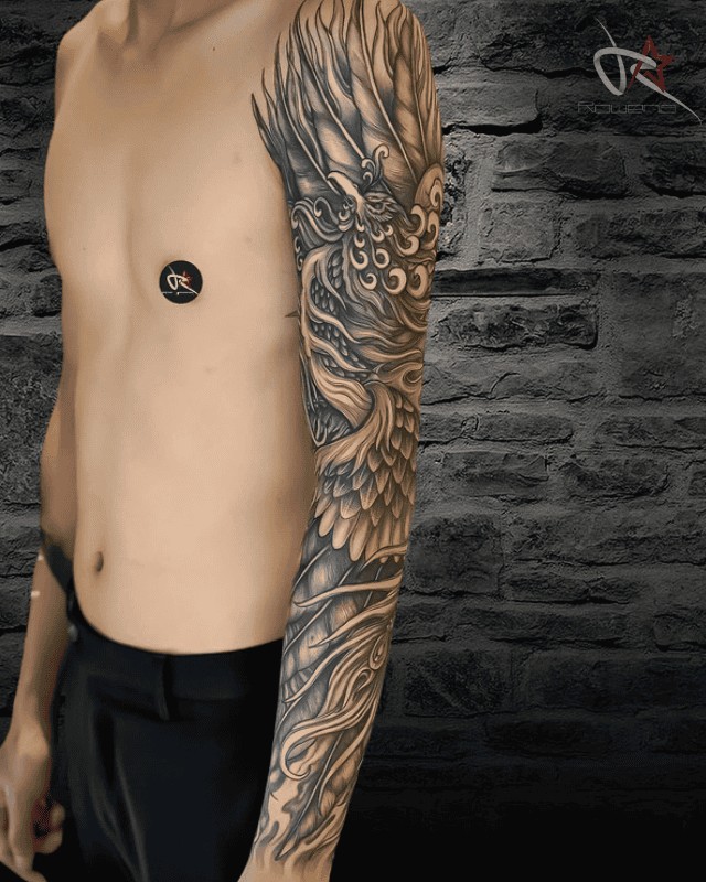 Hình xăm Phượng hoàng: tái sinh mạnh mẽ, thăng tiến sự nghiệp.