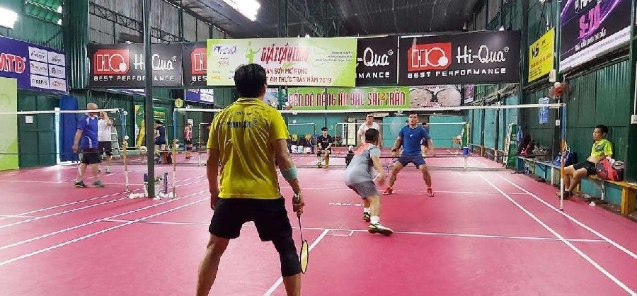 Sân cầu lông Tân Sơn tại Tân Bình