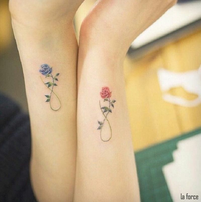 hình xăm đôi hoa tường vi