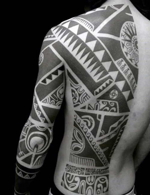 Hình xăm Maori trên vai