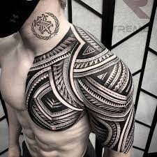 Hình xăm Maori trên vai