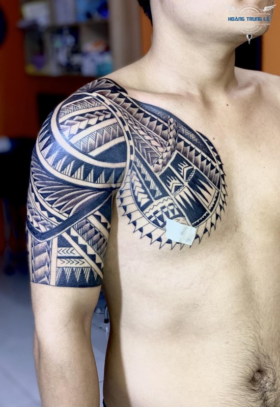 Hình xăm Maori trên cánh tay