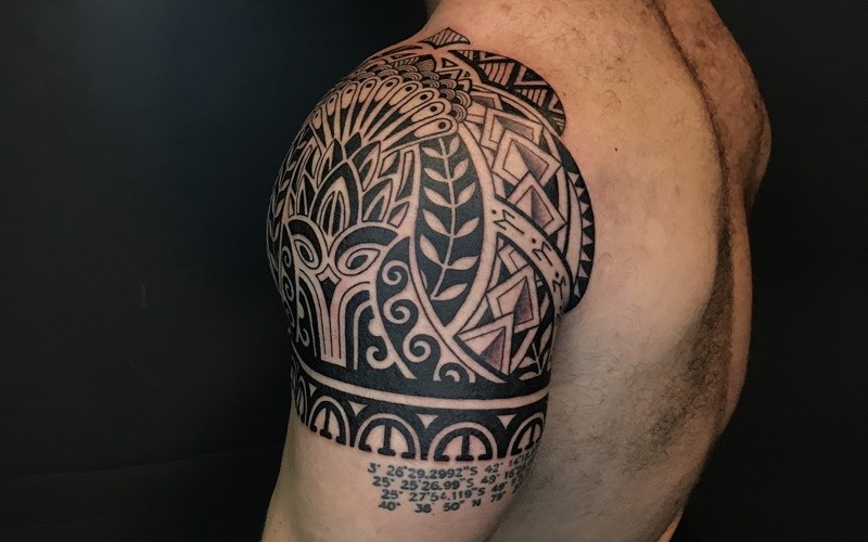 Hình xăm Maori trên cánh tay