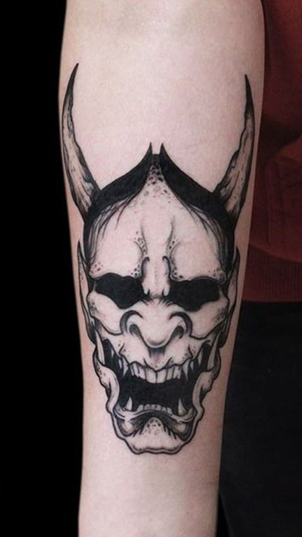 Hình xăm mặt nạ Hannya