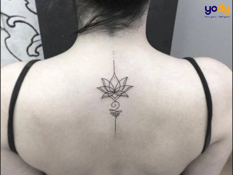 Xăm hình đẹp ở sau gáy - Dấu ấn riêng của bạn