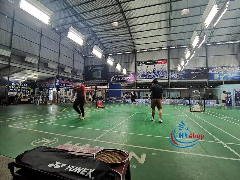 san cau long lan huong quan 12 1 1