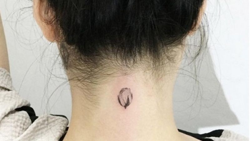 Hình xăm hoa hồng nhỏ xinh