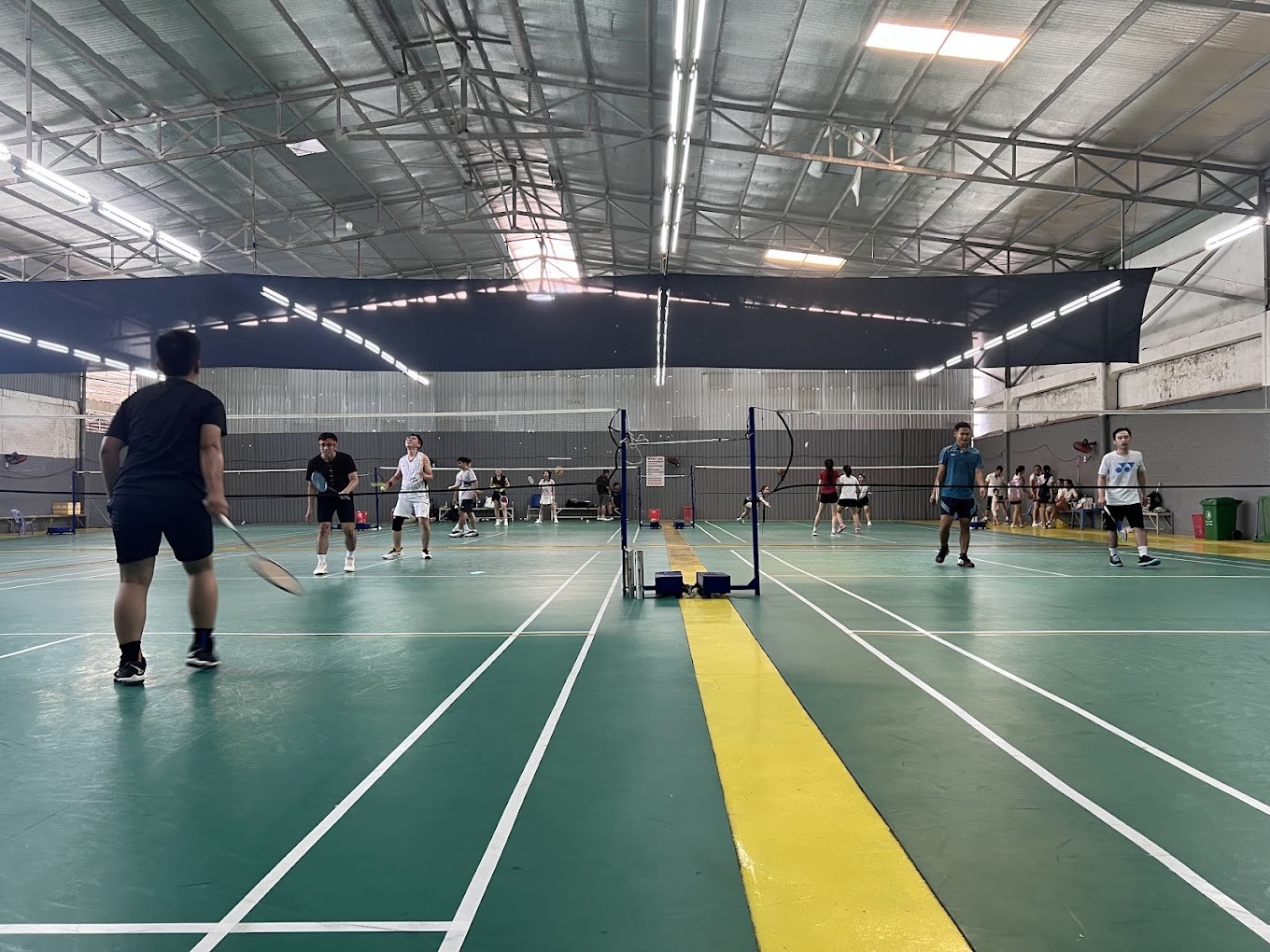 Sân Cầu Lông 18B Cộng Hòa, Tân Bình, Hồ Chí Minh