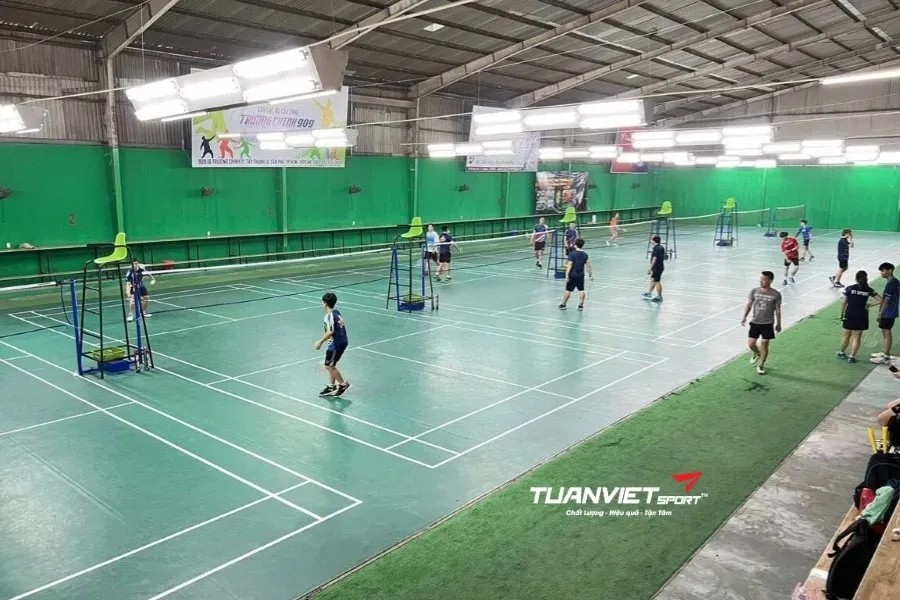 CLB cầu lông Trường Chinh 909 - Sân cầu lông Quận Tân Phú