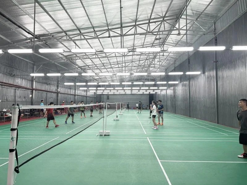 Quang cảnh sân cầu lông Lizunex