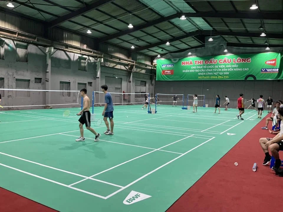 Sân cầu lông 41 Phương Liệt vào buổi tối