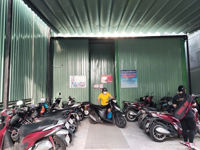 Bãi giữ xe sân cầu lông 79 Pro