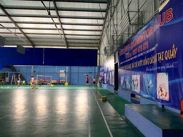 Review sân cầu lông Thiên Minh: Địa chỉ, giá thuê, tiện ích