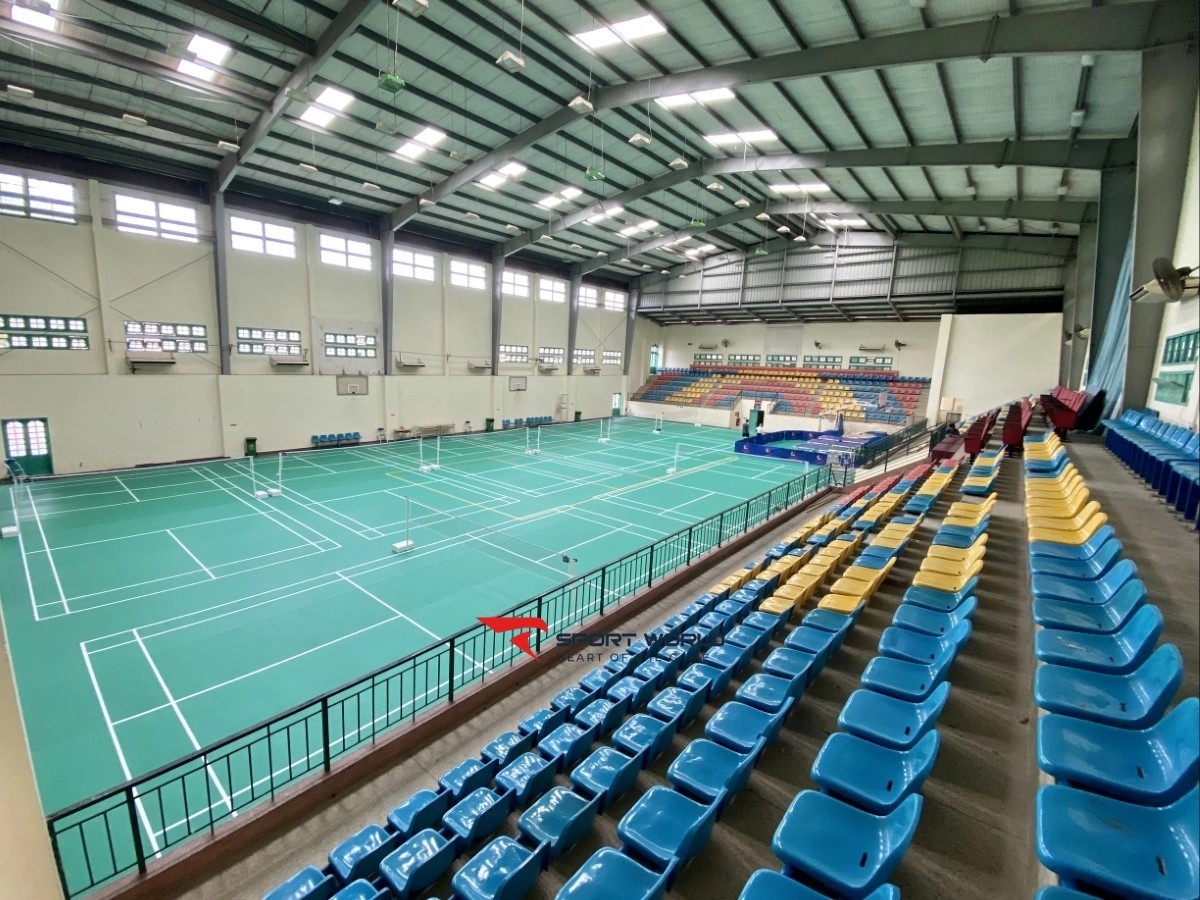 Cận cảnh một góc sân cầu lông tại Khu Liên Hợp Thể Thao Đại Học Sư Phạm Hà Nội
