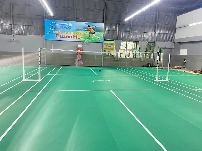Cơ sở vật chất tại sân cầu lông Pickleball Quang Huy