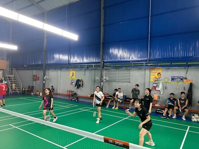 Hình ảnh bên trong sân cầu lông & Pickleball Tô Ký