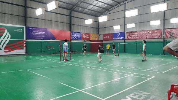Đây là nơi diễn ra những buổi tập luyện cầu lông của các hội nhóm