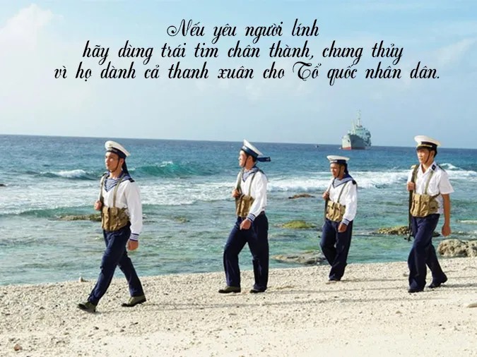 Cảnh sát phong tỏa và khám nghiệm khu vực phát hiện thi thể nạn nhân
