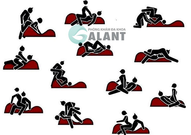 Cảnh sát phong tỏa và khám nghiệm khu vực phát hiện thi thể nạn nhân